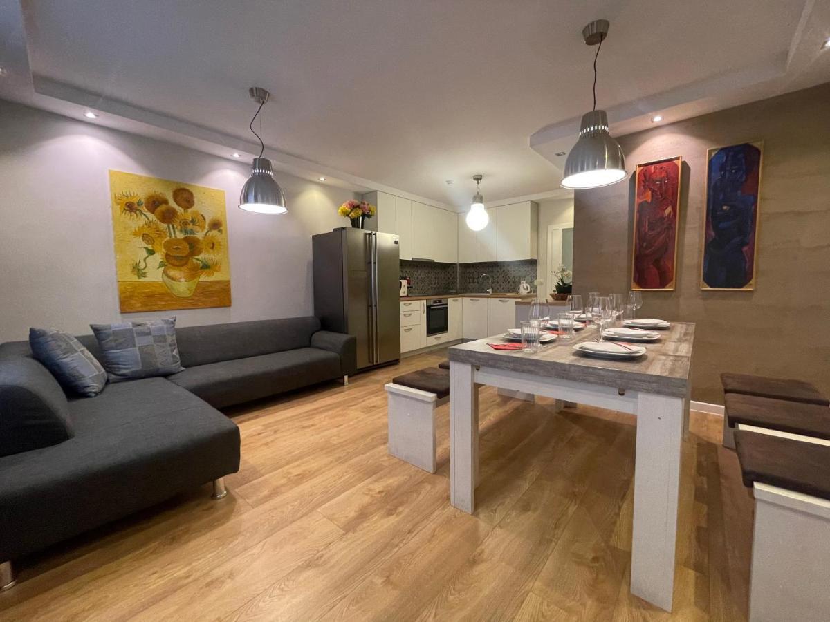 Luxury Apartments In Top City Center Varna 2 Экстерьер фото