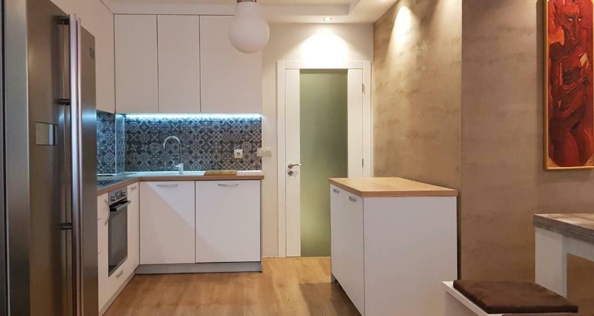 Luxury Apartments In Top City Center Varna 2 Экстерьер фото
